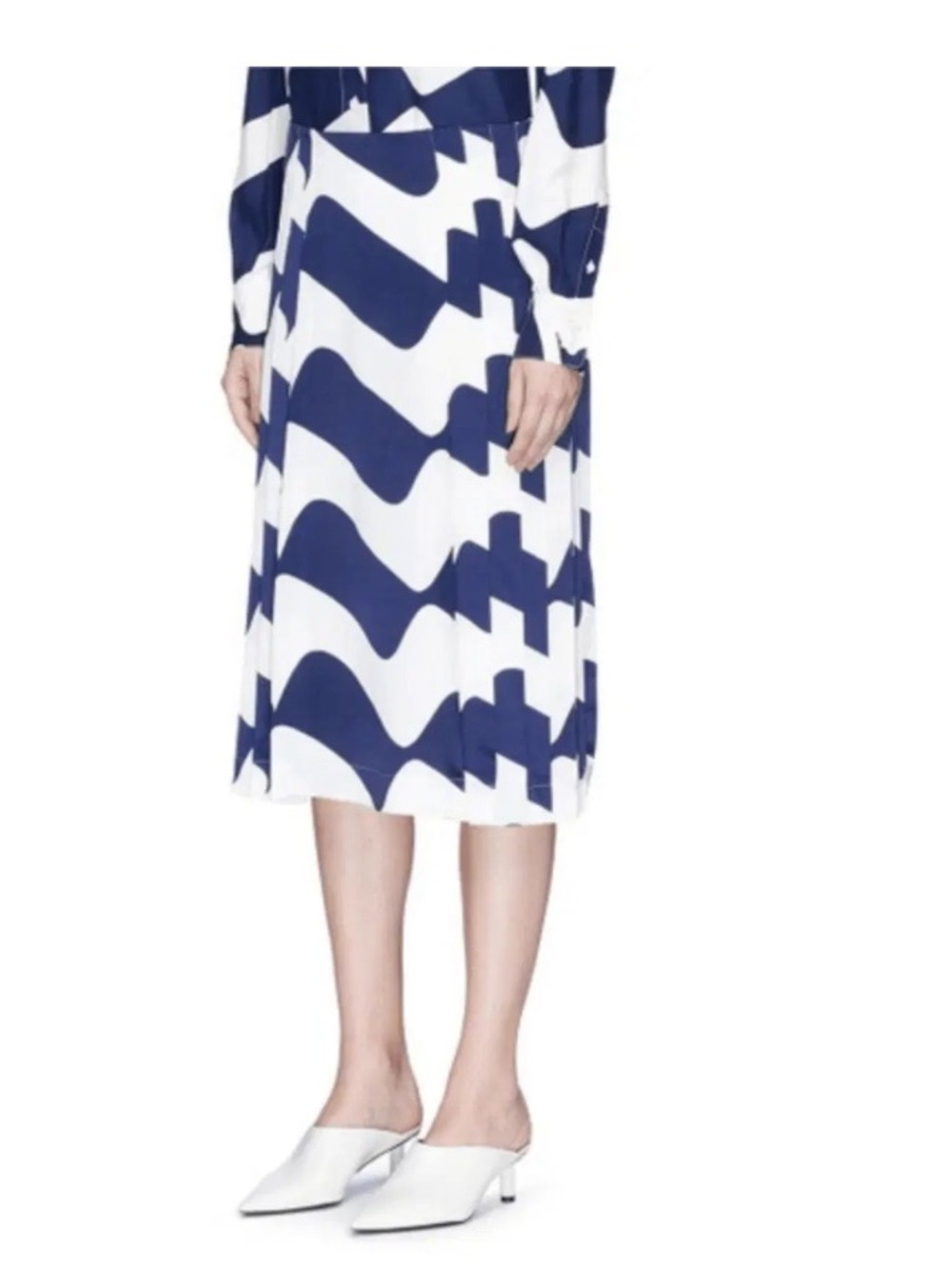 NWT Victoria Beckham Navy and Cream Wave-Print Pleated A-Line Skirt